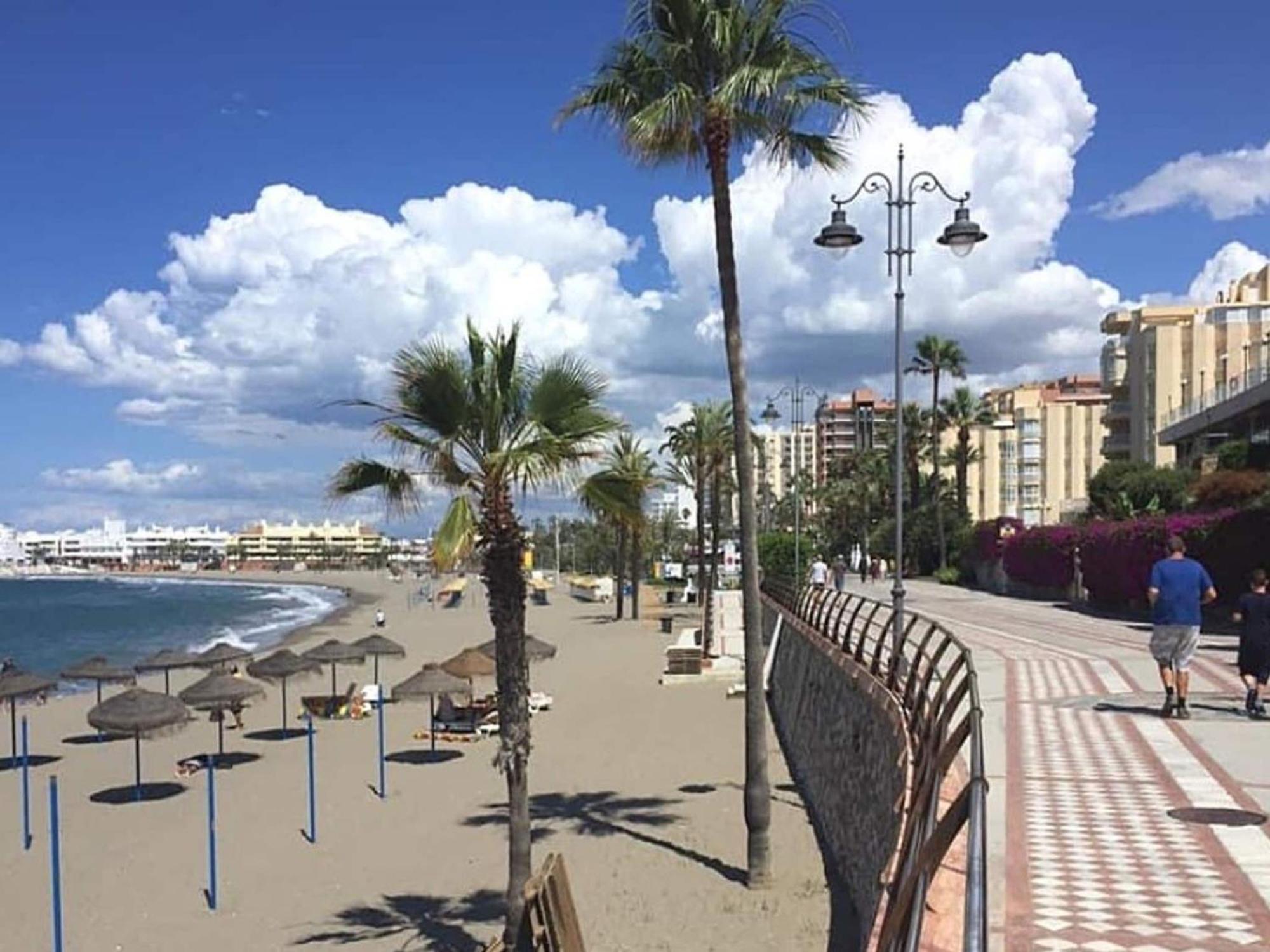 Belvilla By Oyo Estudio Benal Beach Málaga Kültér fotó